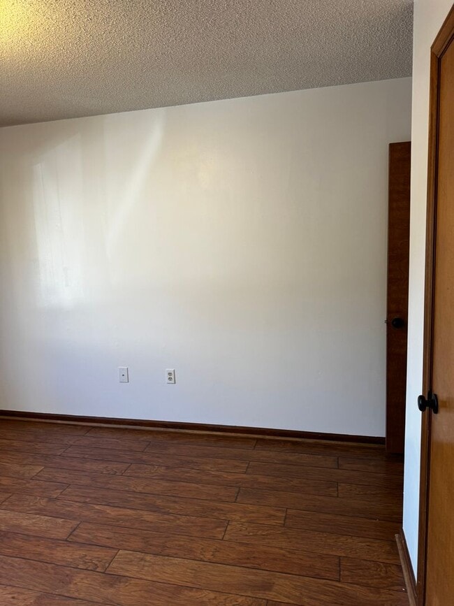 1175 Pebble Dr in Bristol, VA - Building Photo - Building Photo