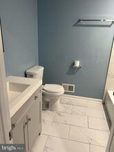 2713 E Monument St in Baltimore, MD - Building Photo - Building Photo