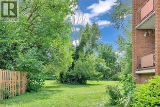 2490 Rivard Ave in Windsor, ON - Building Photo - Building Photo