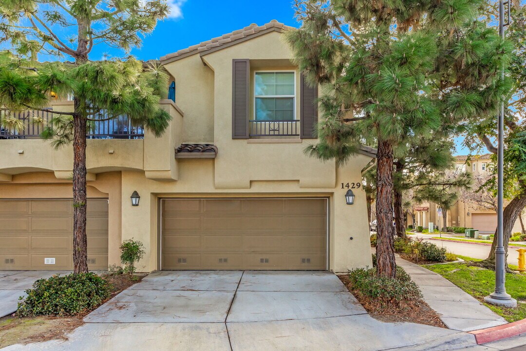 1429 Caminito Sardinia in Chula Vista, CA - Building Photo