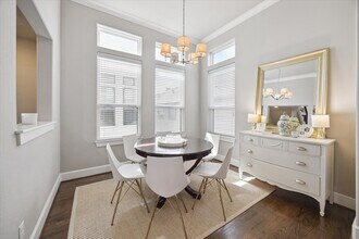 2504 Beall St in Houston, TX - Building Photo - Building Photo