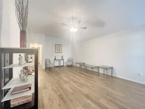 2715 Yestereve Ct in Houston, TX - Building Photo - Building Photo