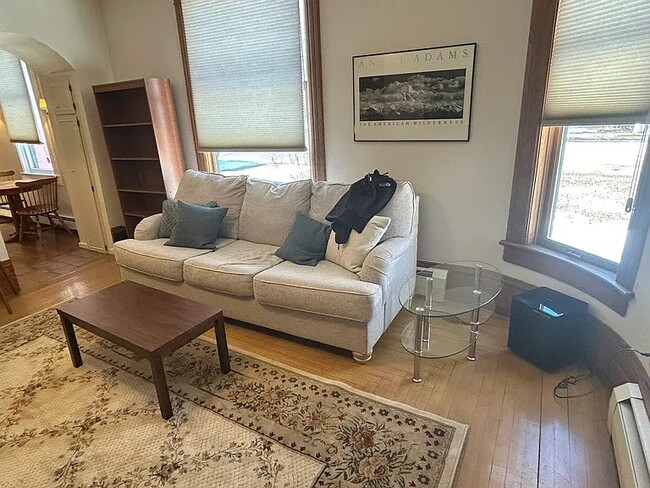 333 W Main St, Unit #1B in Aspen, CO - Foto de edificio - Building Photo