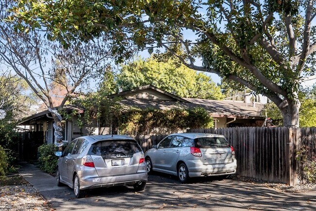 505 Thompson Ave in Mountain View, CA - Foto de edificio - Primary Photo