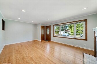 509 Gierz St in Downers Grove, IL - Building Photo - Building Photo