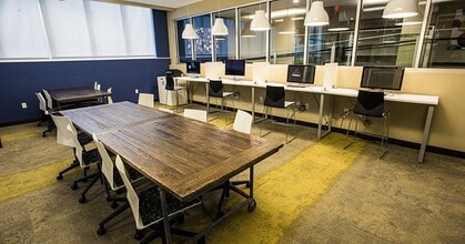 WaHu Apartments in Minneapolis, MN - Foto de edificio - Building Photo