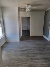 913 E 28th St in Marion, IN - Foto de edificio - Building Photo