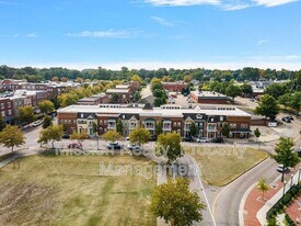 11905 Centre St in Chester, VA - Building Photo