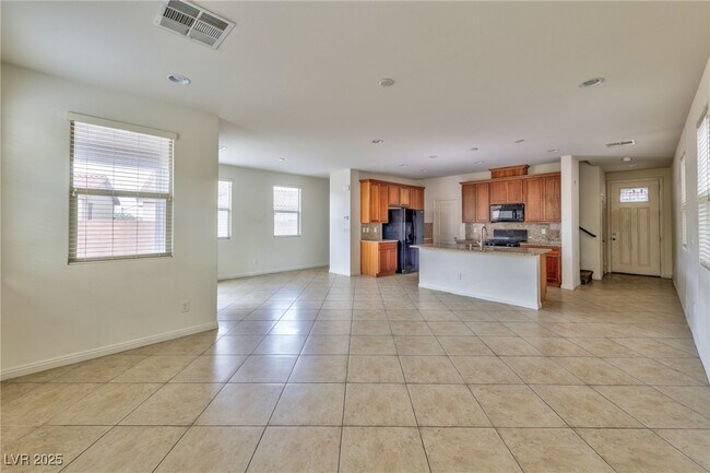 10830 Brighton Beach Ave in Las Vegas, NV - Building Photo - Building Photo