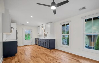 622 Reed St in Asheville, NC - Building Photo - Building Photo