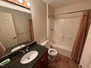 2604 Rustic Ridge Rd in Endicott, NY - Building Photo - Building Photo
