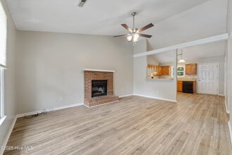 166 Corey Cir in Jacksonville, NC - Building Photo - Building Photo
