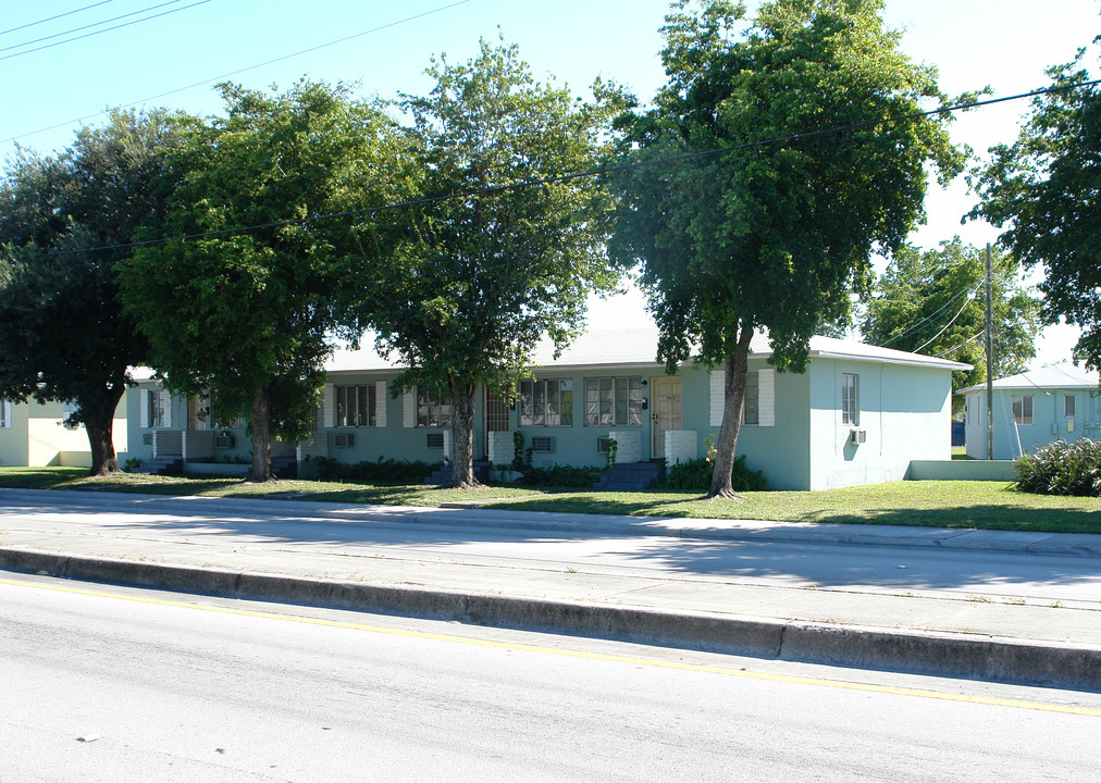 Flamingo Gardens in Miami, FL - Building Photo