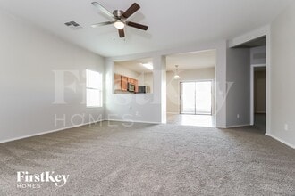 11518 N 154th Ln in Surprise, AZ - Foto de edificio - Building Photo