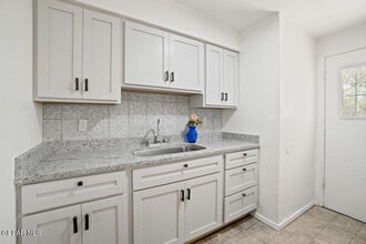 481 Rio Arriba Dr in El Paso, TX - Building Photo - Building Photo