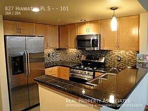 827 Hiawatha Pl S in Seattle, WA - Building Photo - Building Photo