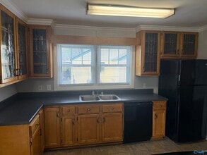 2302 Andrew Jackson Way NE in Huntsville, AL - Building Photo - Building Photo