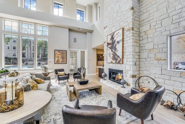Acclaim at South Congress in Austin, TX - Foto de edificio - Building Photo