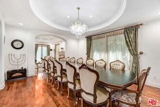 219 S Willaman Dr in Beverly Hills, CA - Building Photo - Building Photo