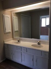 10106 Lost Trail St in Houston, TX - Building Photo - Building Photo