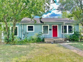 4415 Merle Dr in Austin, TX - Building Photo