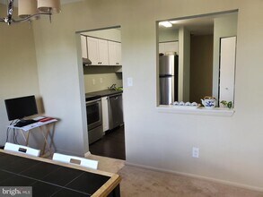 1100 Lisadale Cir in Baltimore, MD - Building Photo - Building Photo