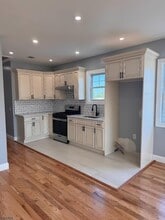 31 Grove St in Paterson, NJ - Building Photo - Building Photo