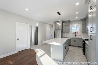 120 St Andrew Rd, Unit 1 in Boston, MA - Building Photo - Building Photo
