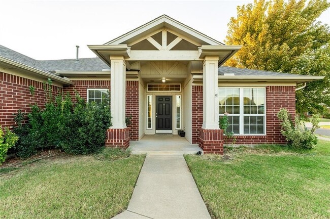 16109 Panther Way in Edmond, OK - Building Photo - Building Photo