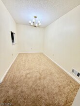 58 Amethyst Way in Franklin Township, NJ - Building Photo - Building Photo