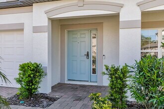 12239 Nouveau Ave in Spring Hill, FL - Building Photo - Building Photo