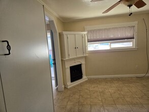 165 Addie St in Pismo Beach, CA - Foto de edificio - Building Photo