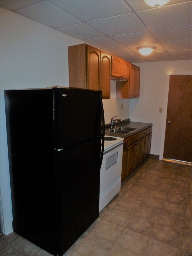 11 Garner St, Unit B in Cohoes, NY - Foto de edificio - Building Photo