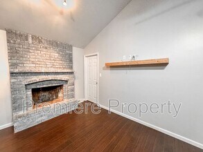 7012 N Winan Ave in Kansas City, MO - Building Photo - Building Photo