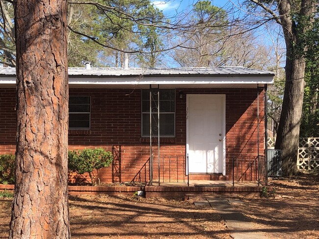 170-174 Hart Ave in Athens, GA - Foto de edificio - Building Photo