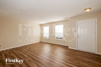 12954 Old Glory Dr in Fishers, IN - Foto de edificio - Building Photo