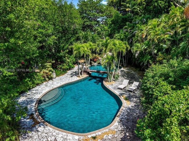 186 Edgewater Dr in Coral Gables, FL - Building Photo - Building Photo