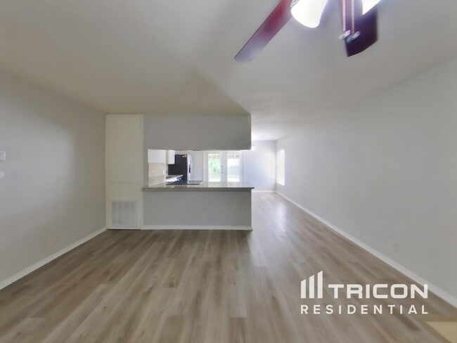 4900 Nuthatch St in San Antonio, TX - Building Photo - Building Photo