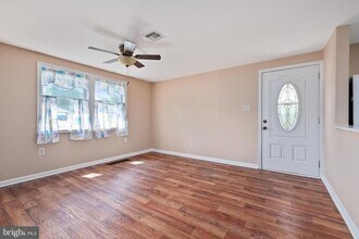 650 New Jersey Ave NE in Glen Burnie, MD - Building Photo - Building Photo