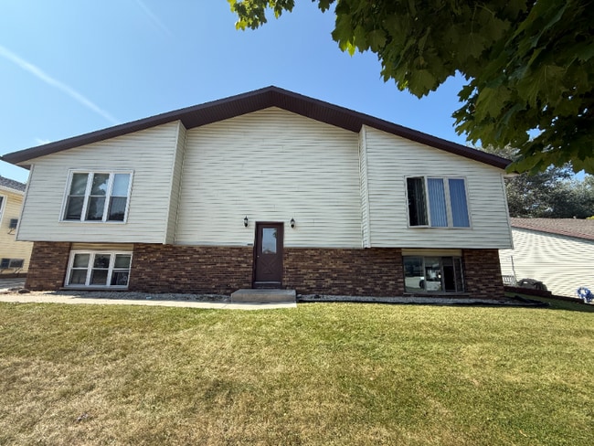 property at 1542 N 35th St