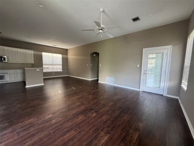 13032 Centaurus Ct in Willis, TX - Foto de edificio - Building Photo