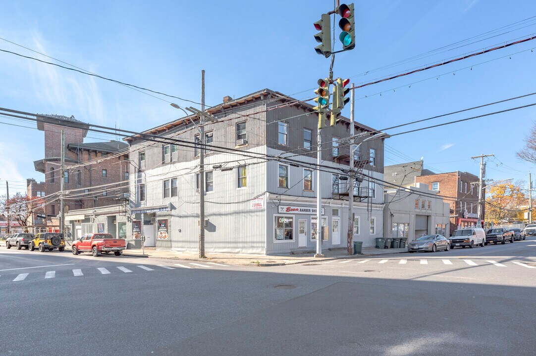 200 Irving Ave in Port Chester, NY - Building Photo