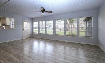 5221 Palmetto St in Bellaire, TX - Building Photo - Building Photo