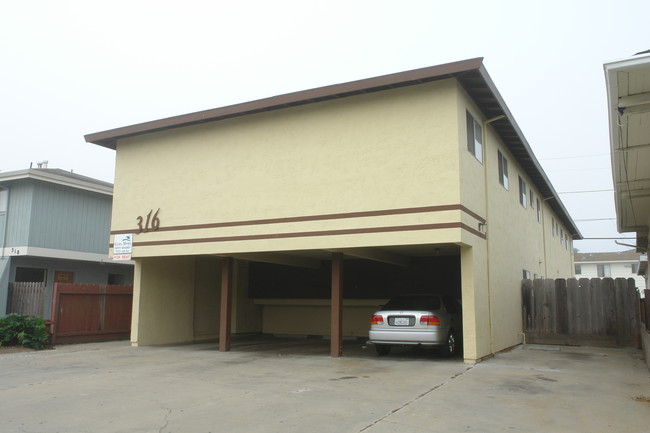 316 California St in Salinas, CA - Foto de edificio - Building Photo