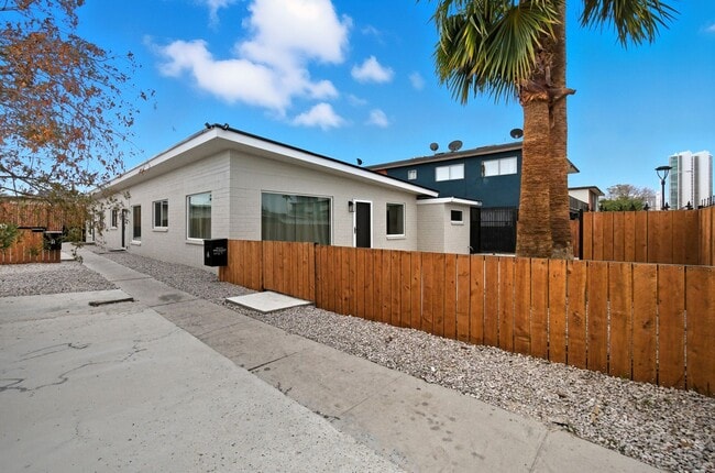property at 1905 Santa Paula Dr