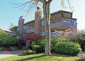 2466 W 3rd Ave in Vancouver, BC - Building Photo