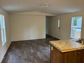 1520 Jans Dr in Darlington, SC - Building Photo - Building Photo