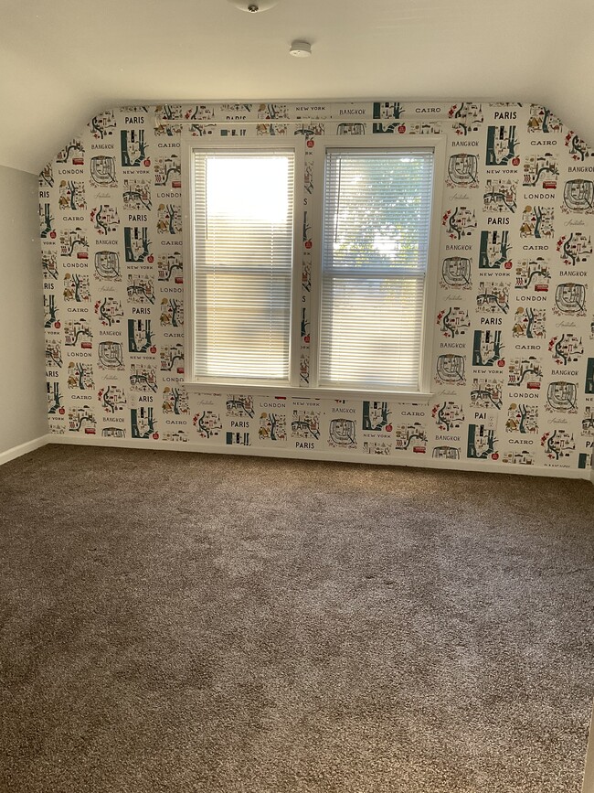 1208 Oakland Ave, Unit 2