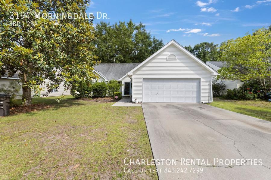 3194 Morningdale Dr in Mount Pleasant, SC - Building Photo