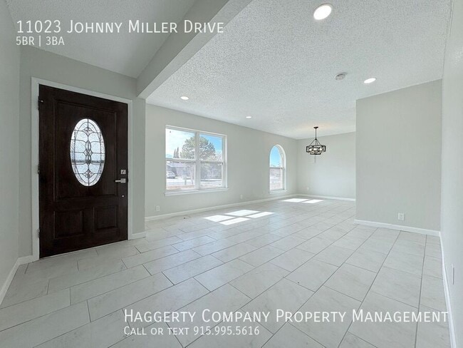 11023 Johnny Miller Dr in El Paso, TX - Building Photo - Building Photo